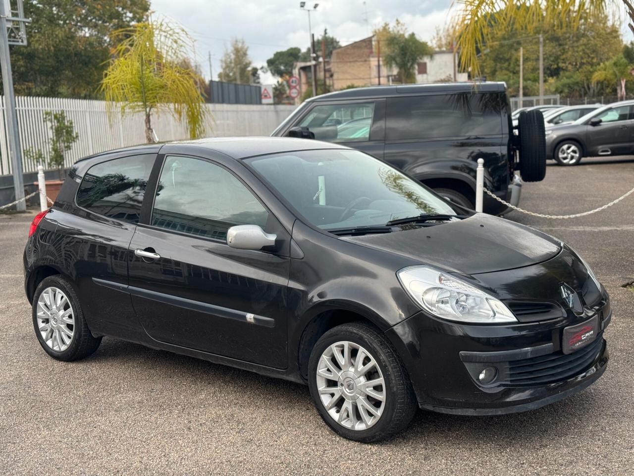 Renault Clio 1.2 16V 3 porte Le Iene