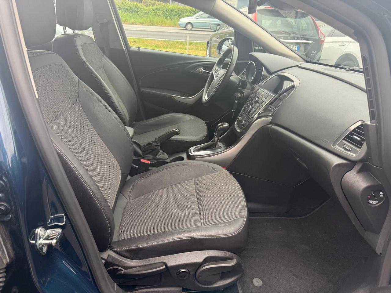 Opel Astra 1.4 Turbo 140CV Sports Tourer Cosmo