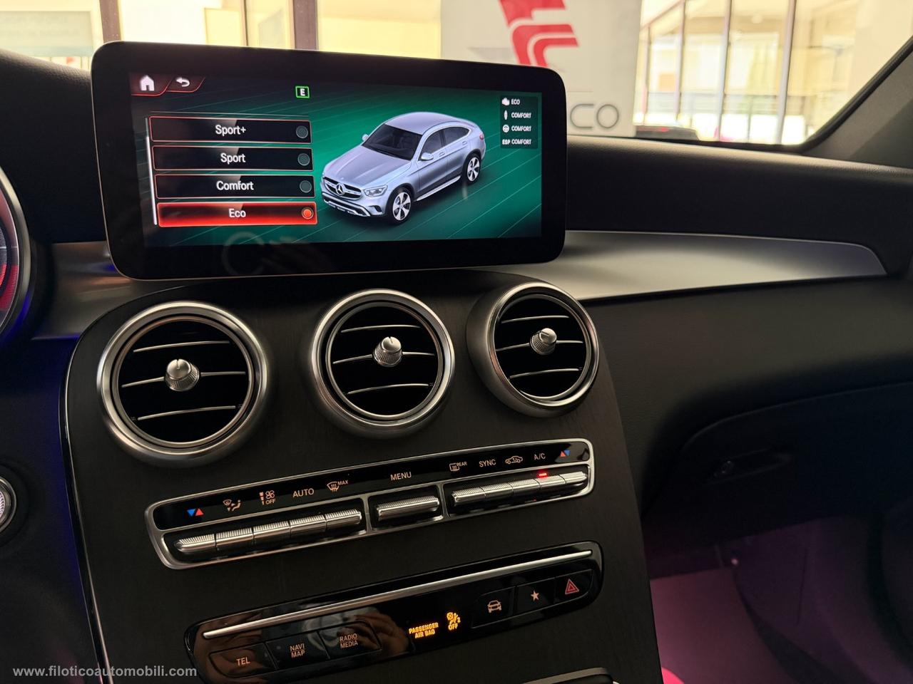 MERCEDES-BENZ GLC 300 d 4Matic Coupé Premium Plus TETTO APRIBILE- GANCIO TRAINO - LUCI AMBIENT