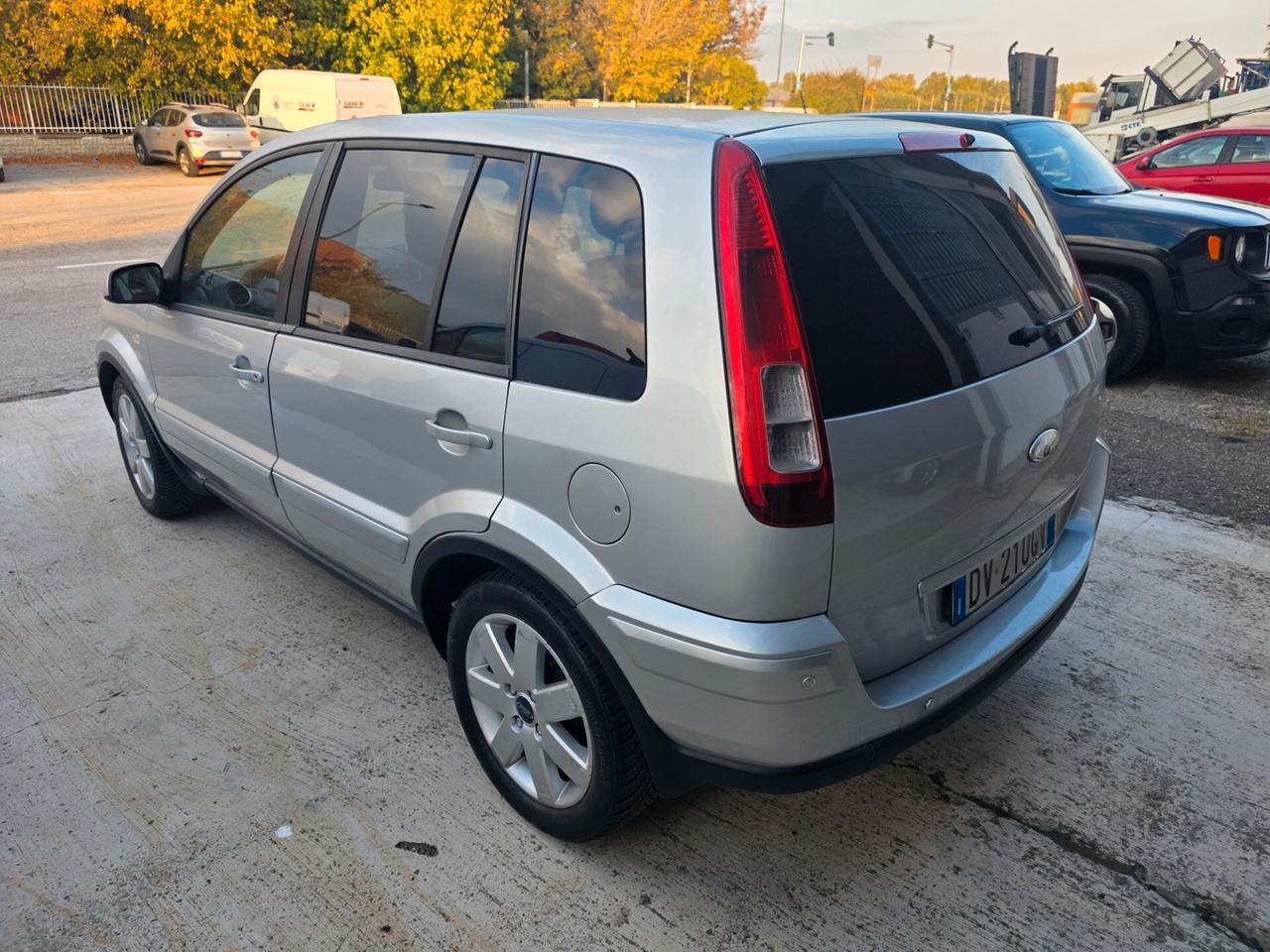 Ford Fusion 1.4 16V 5p. Titanium