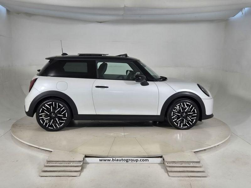MINI Mini Cooper A.E. Mini Cooper F66 3p Mini Cooper 3p 1.5 C Favoured auto