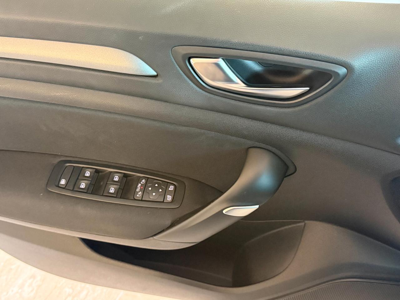 Renault Megane 1.5 BLUEDCI 115 cv. 5 porte BUSINESS (Nav)