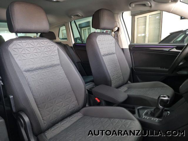 VOLKSWAGEN Tiguan NEW 2.0 TDI 150CV SCR DSG Life - Fari a Led