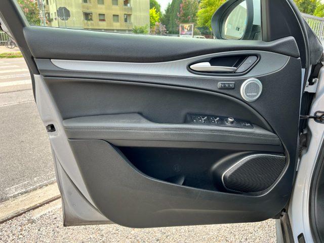 ALFA ROMEO Stelvio 2.2 Turbodiesel 190 CV AT8 Q4 Sprint