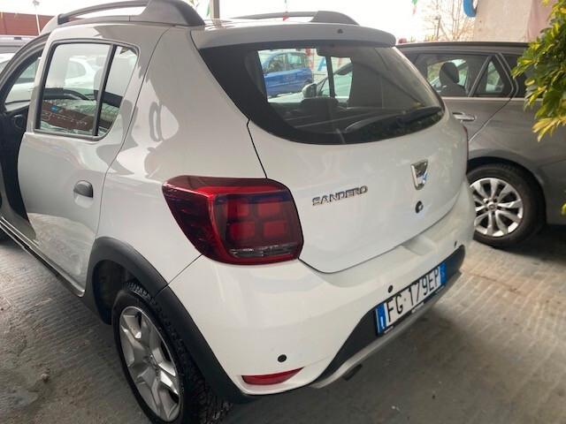 Dacia Sandero 0.9 TCe 12V TurboGPL 90CV Start&Stop Lauréate