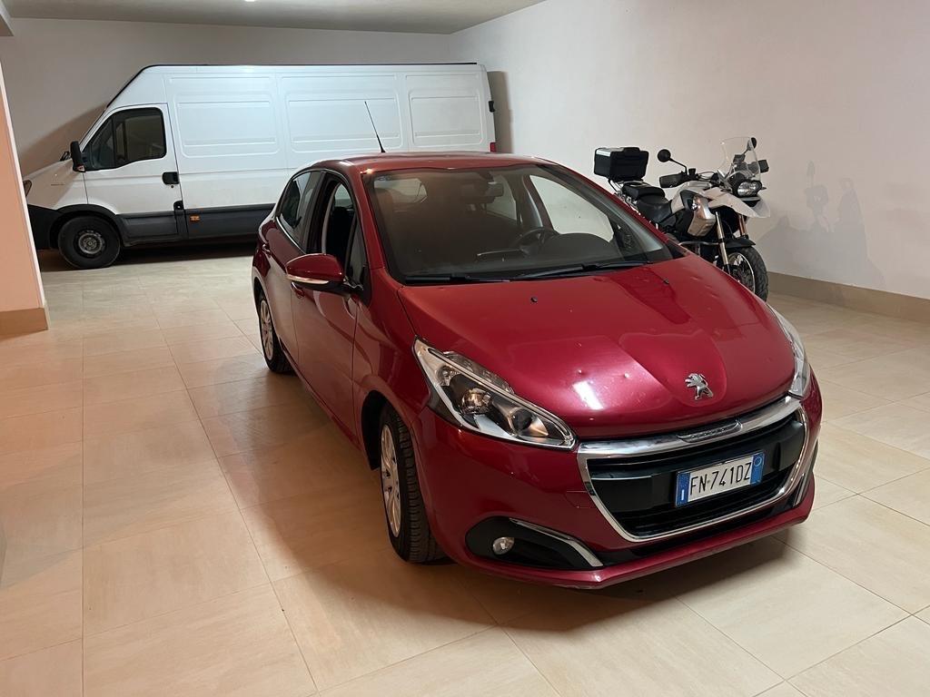 Peugeot 208 BlueHDi 75 5 porte Allure