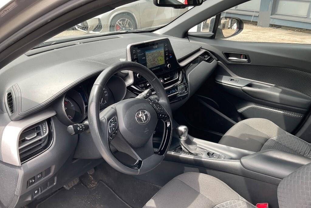 Toyota C-HR 1.8 Hybrid E-CVT Business