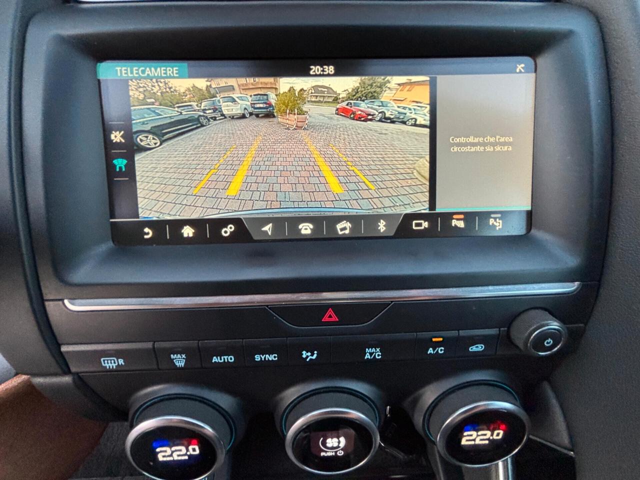 Jaguar E-Pace 2.0d R-Dynamic HSE AWD