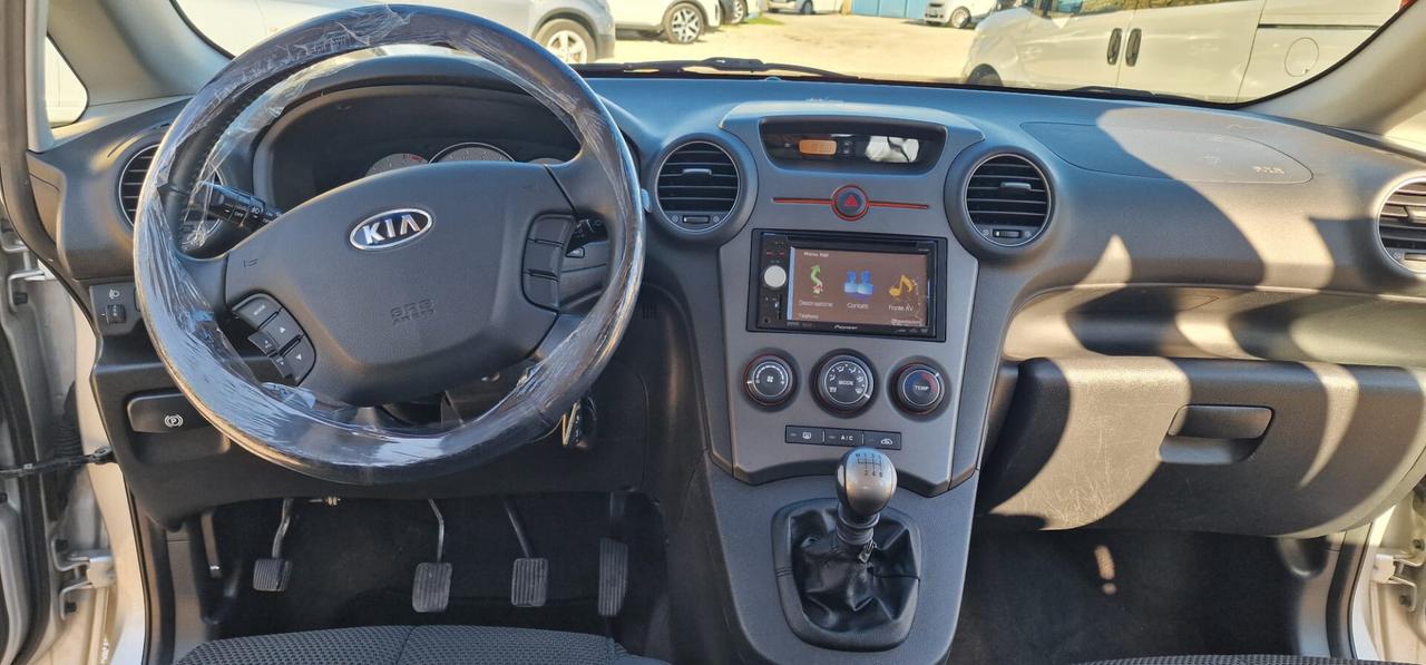 Kia Carens 2.0 16V CRDi VGT EX Class