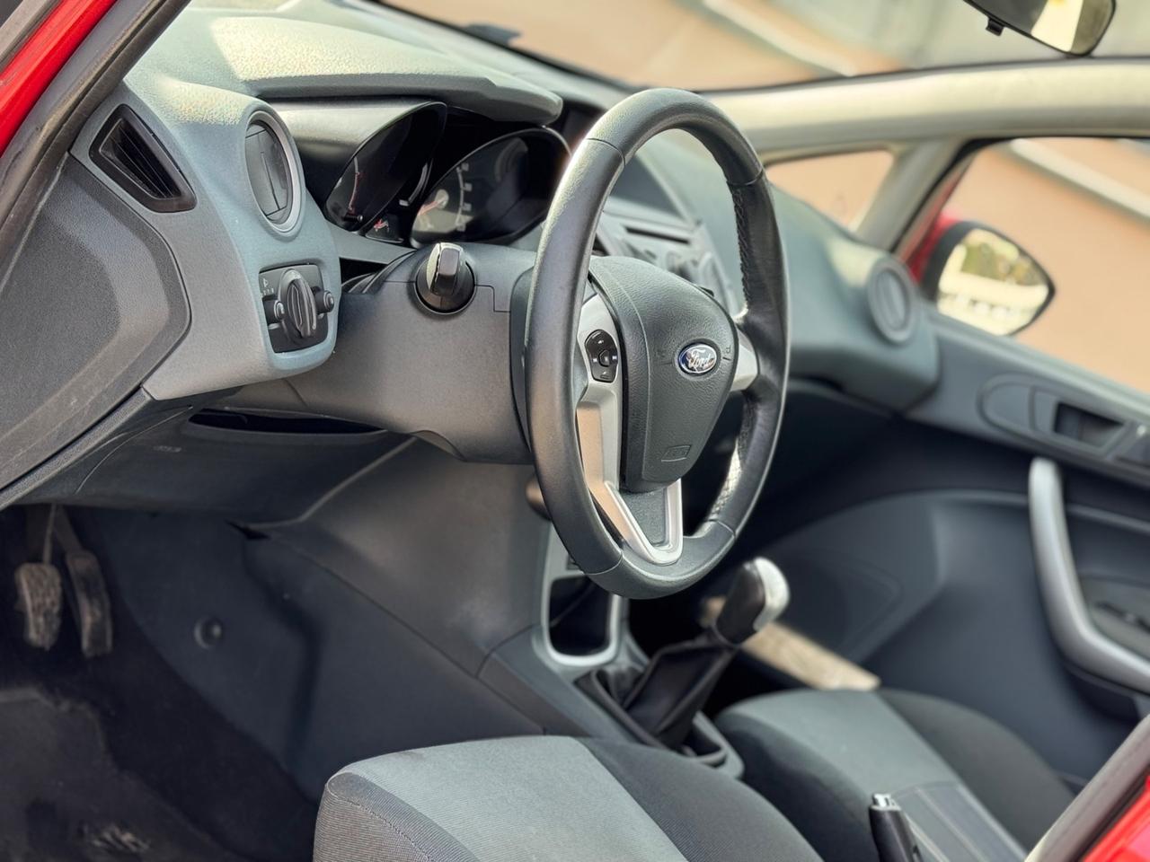 FORD FIESTA 1.4 TDCI 5 PORTE GARANZIA 12 MESI