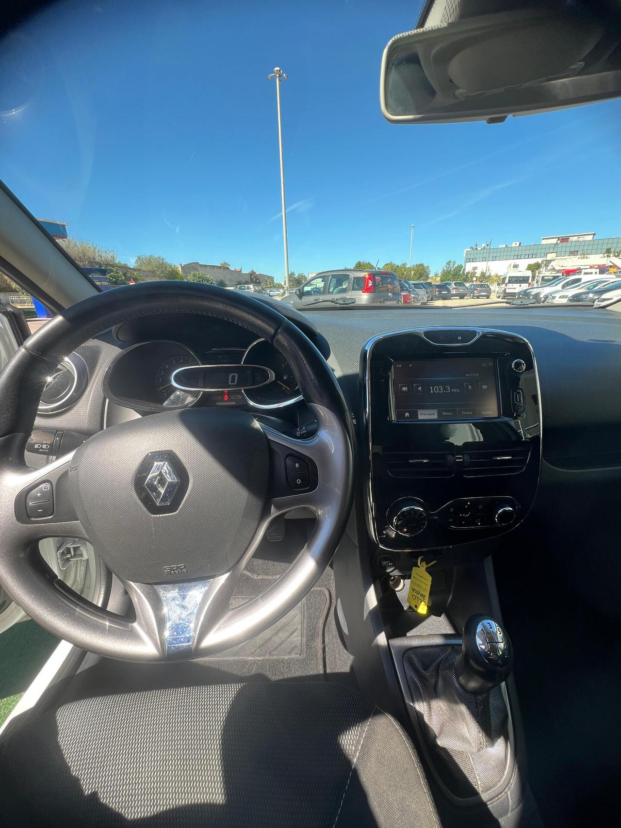 Renault Clio 0.9 TCe 12V 90CV 5 porte Costume National
