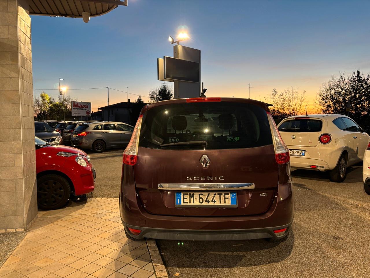 Renault Scenic 1.6 Diesel 7 posti Neopatentati