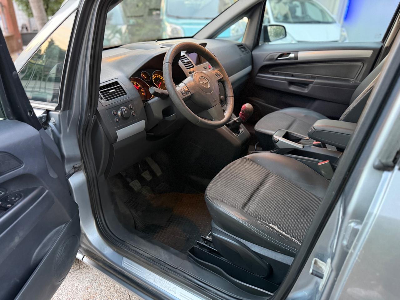 Opel Zafira 1.6 16V ecoM 94CV Cosmo
