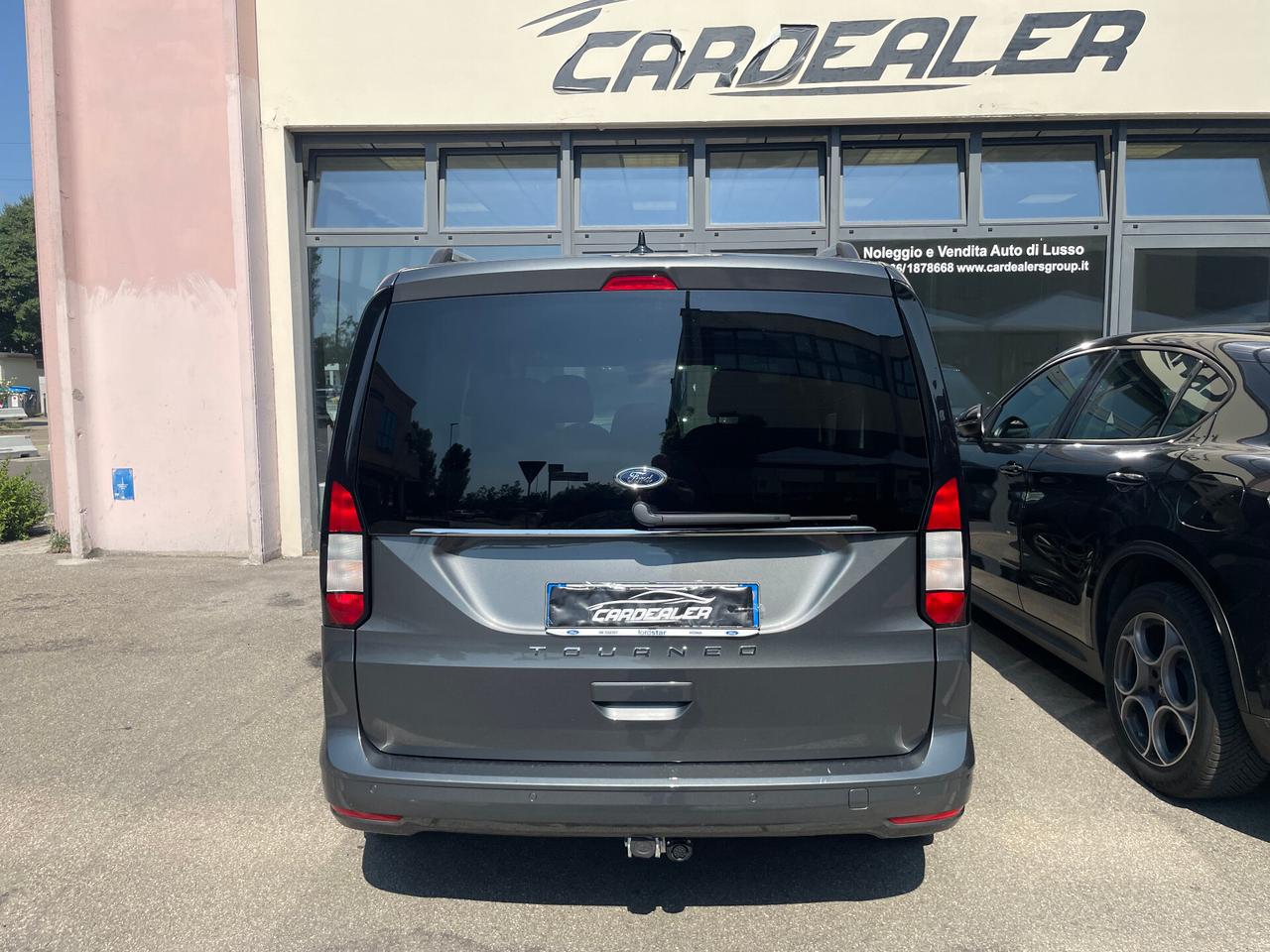 Ford Tourneo Connect 2.0 EcoBlue 122 CV Powershift Titanium