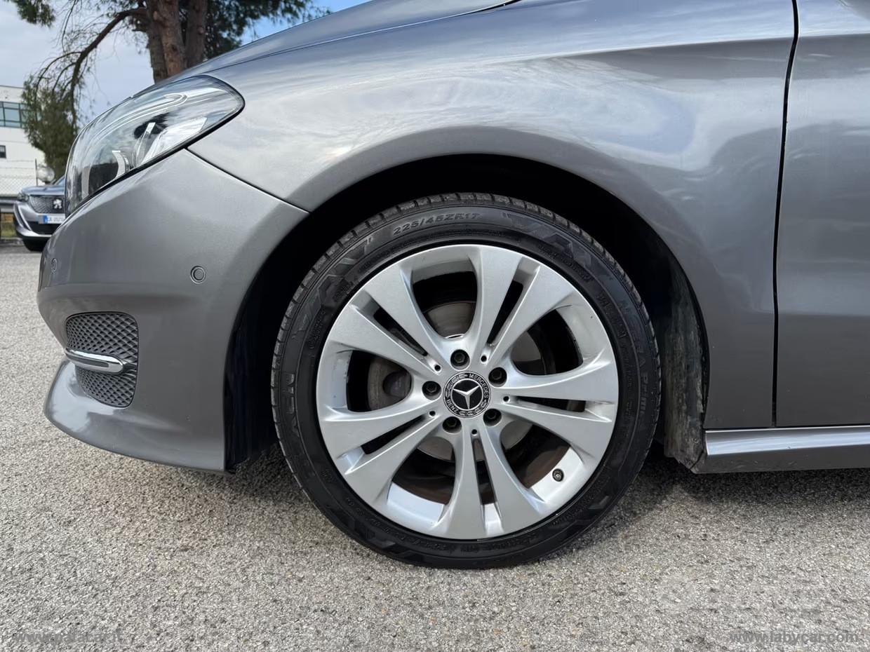 MERCEDES-BENZ B 180 CDI Automatic Premium
