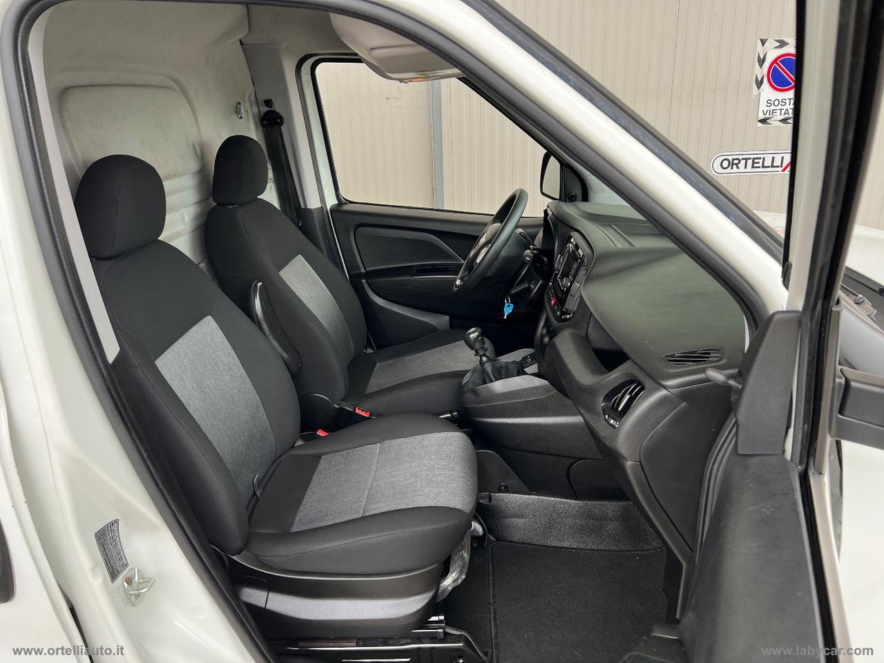 Doblò 1.6MJT 105 PL-TN Cargo Maxi Lam.SX