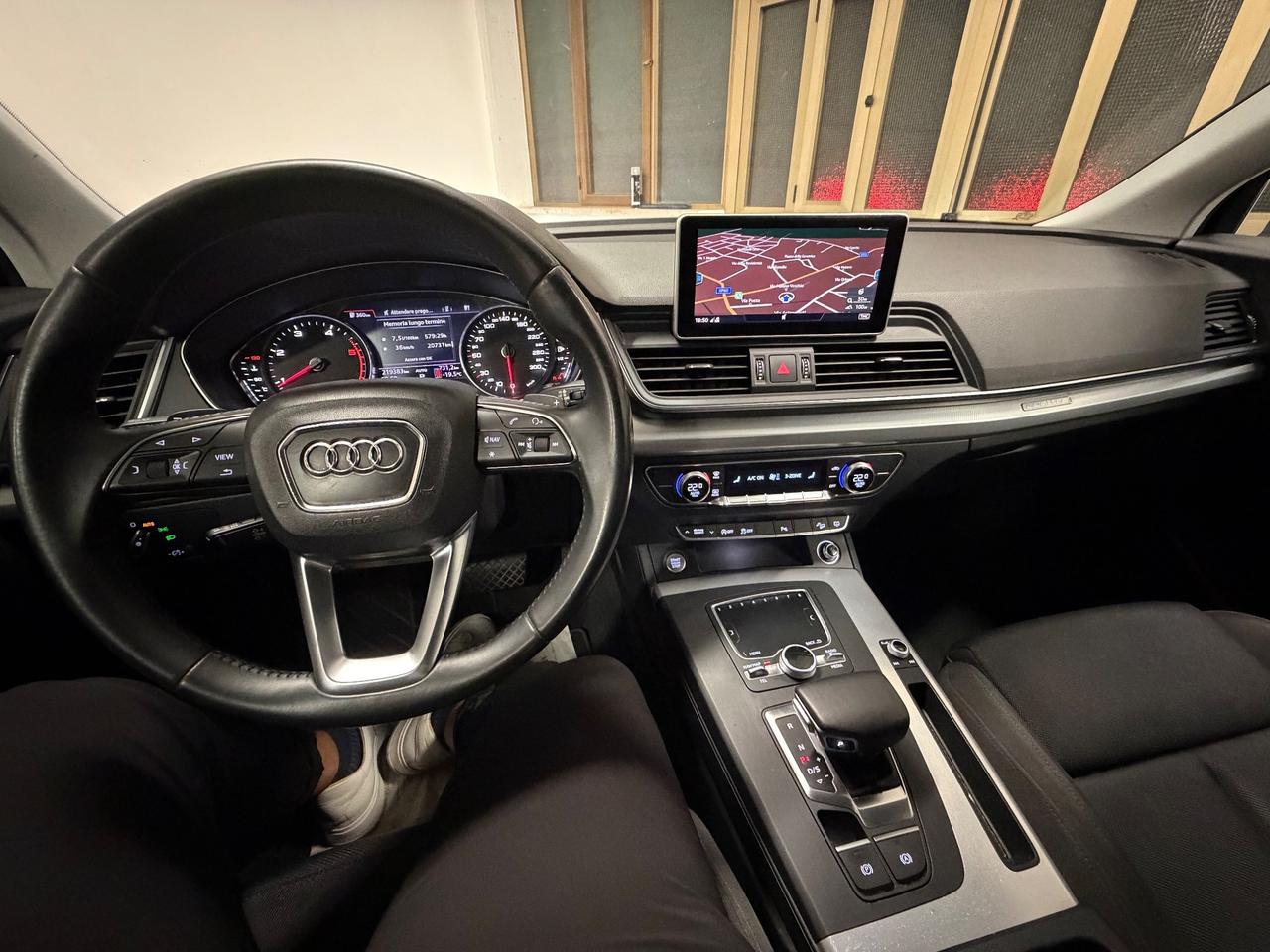 Audi Q5 40 TDI quattro S tronic Business Sport