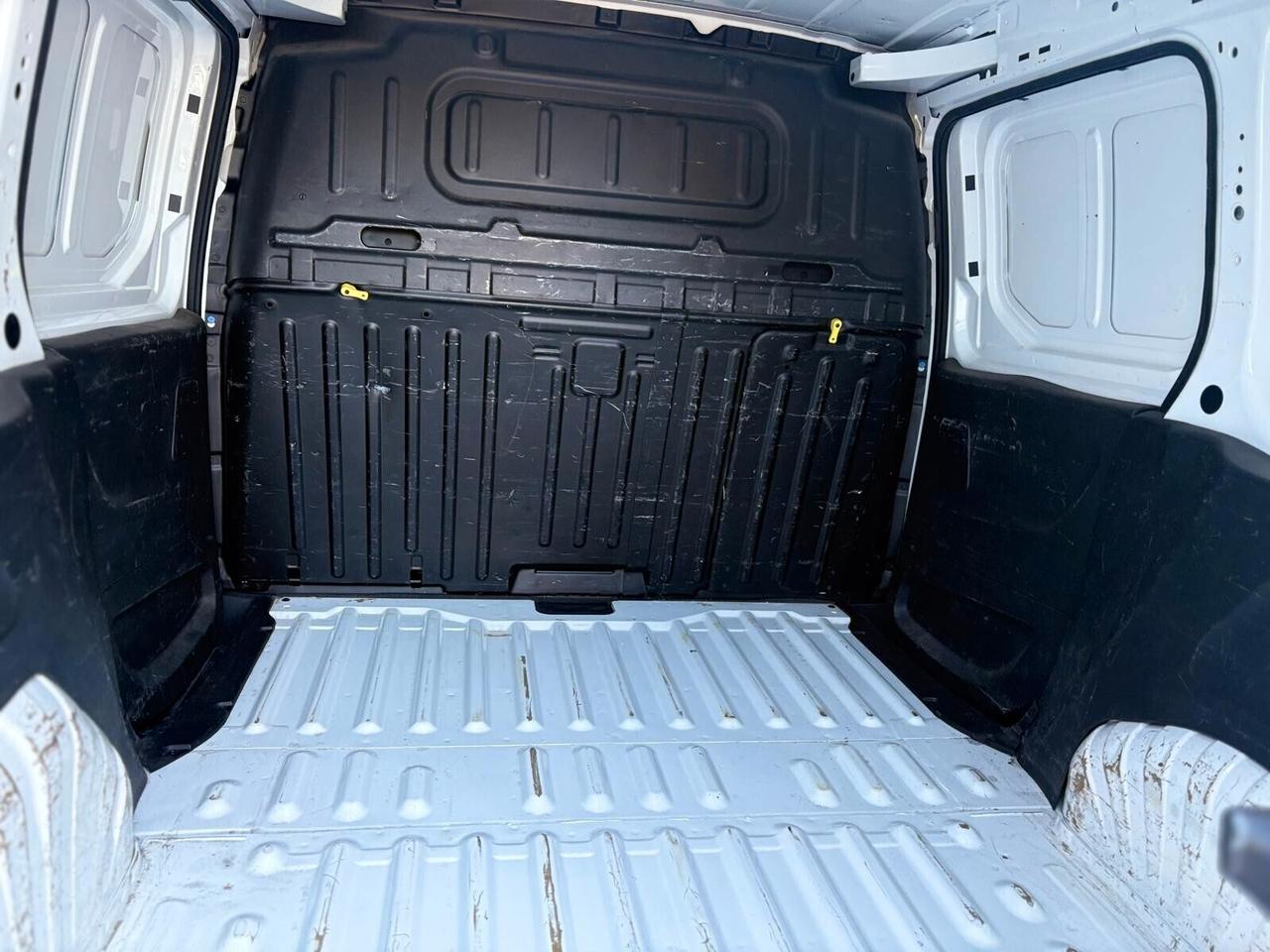 Peugeot Partner ASPHALT BlueHDi 130 EAT8 Furgone 10 Q