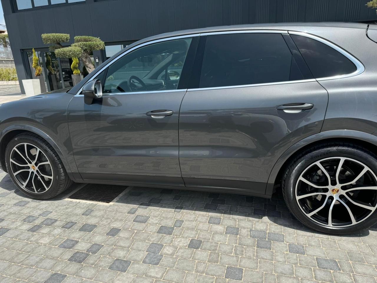 Porsche Cayenne 2019