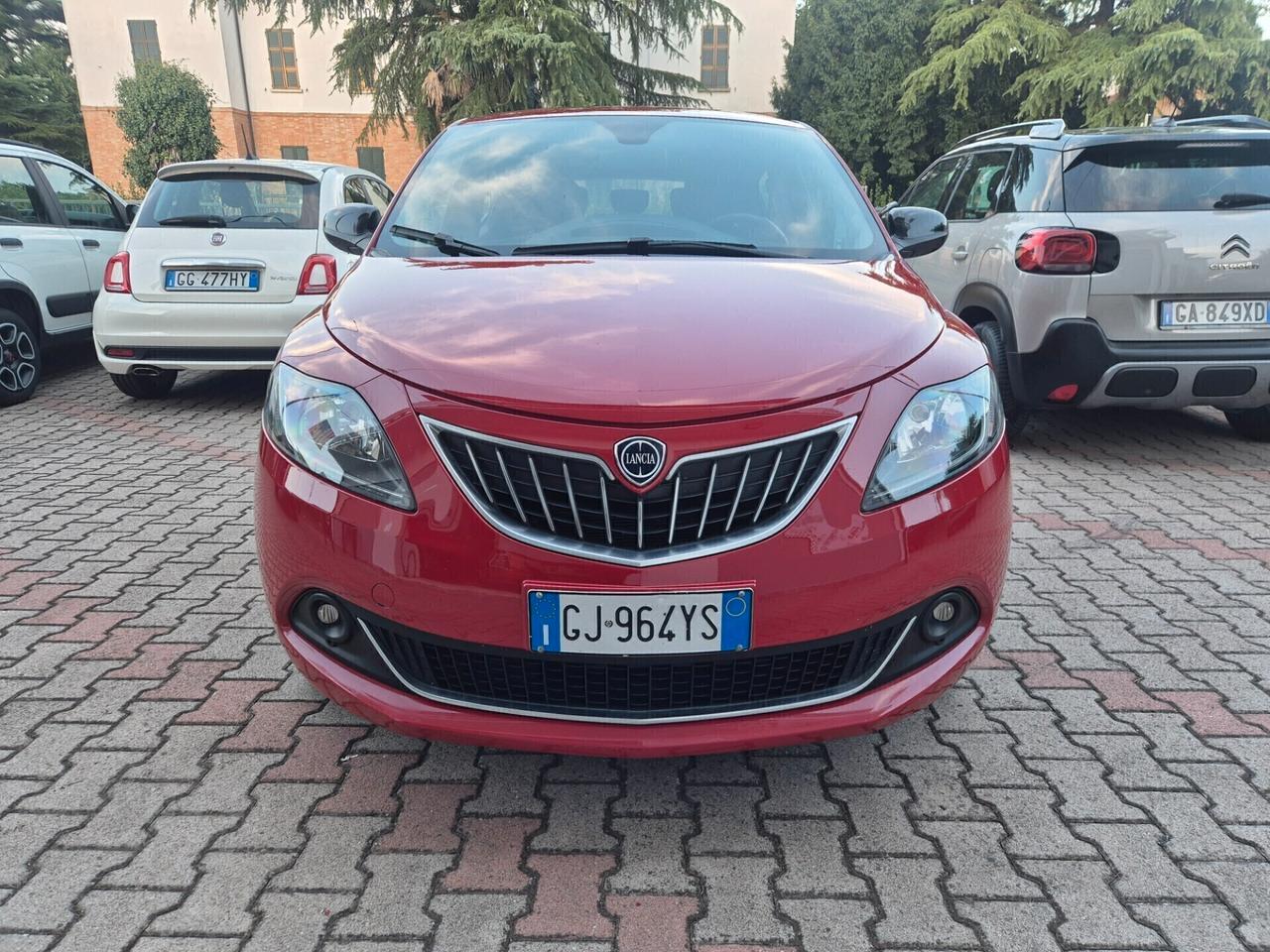 Lancia Ypsilon 1.0 FireFly 5 porte S&S Hybrid Gold
