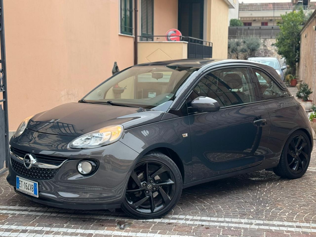 Opel Adam 1.4 87 CV White/Black Link