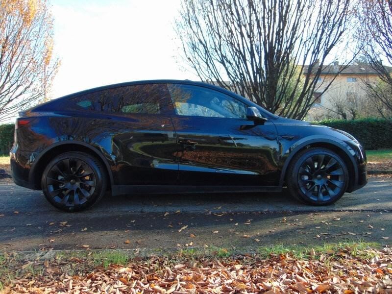TESLA Model Y Model Y Long Range AWD