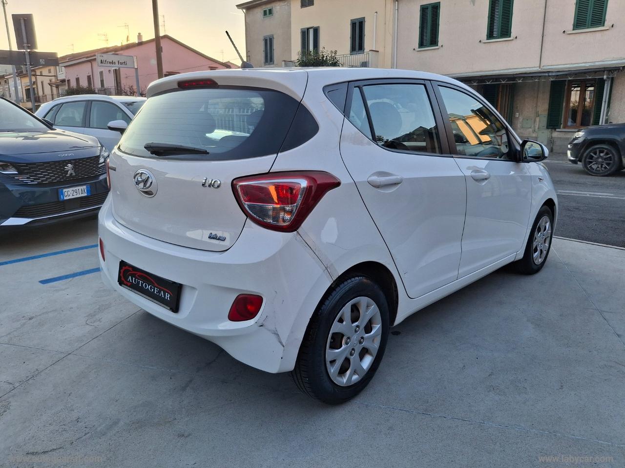 HYUNDAI i10 1.0 69CV * GPL * NEOPATENTATI *
