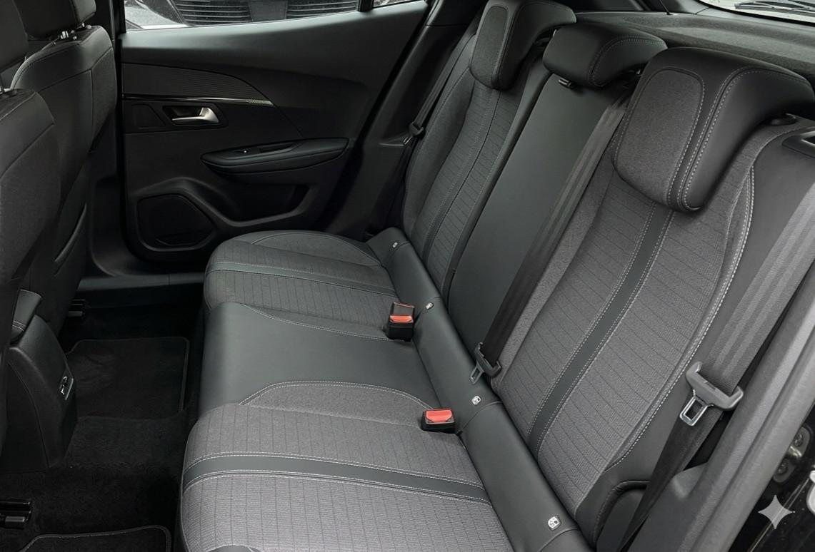 PEUGEOT 2008 2ª serie - 2008 BlueHDi 130 S&S EAT8 Allure Pack