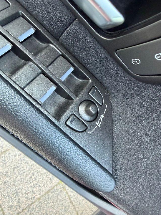 LAND ROVER Range Rover Evoque 2.0 TD4 150 CV 5p. Dynamic //COMMERCIANTI//