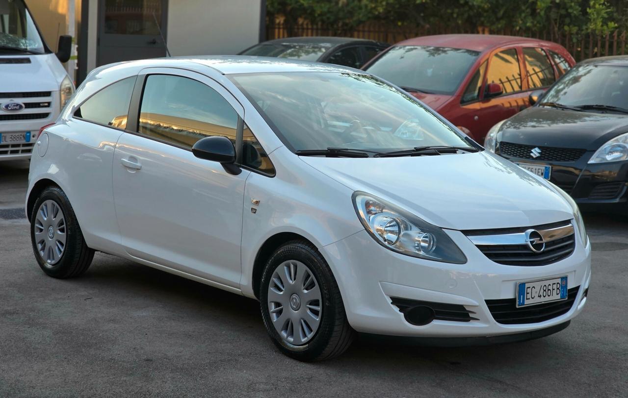 Opel Corsa 1.2 80CV 3 porte GPL-TECH Edition