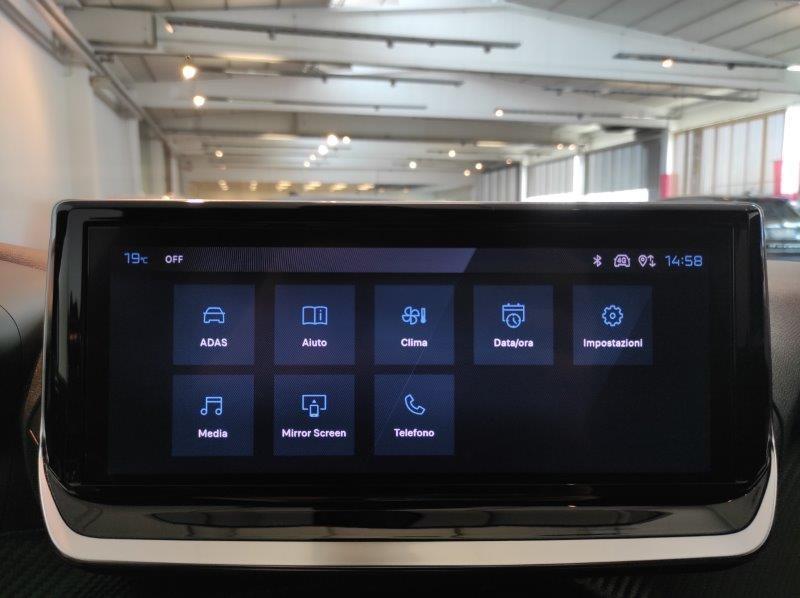 PEUGEOT 2008 2ª serie - 2008 PureTech 130 S&S EAT8 Allure