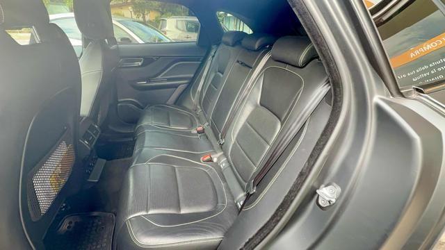 JAGUAR F-Pace 2.0 D 180 CV AWD aut. R-Sport