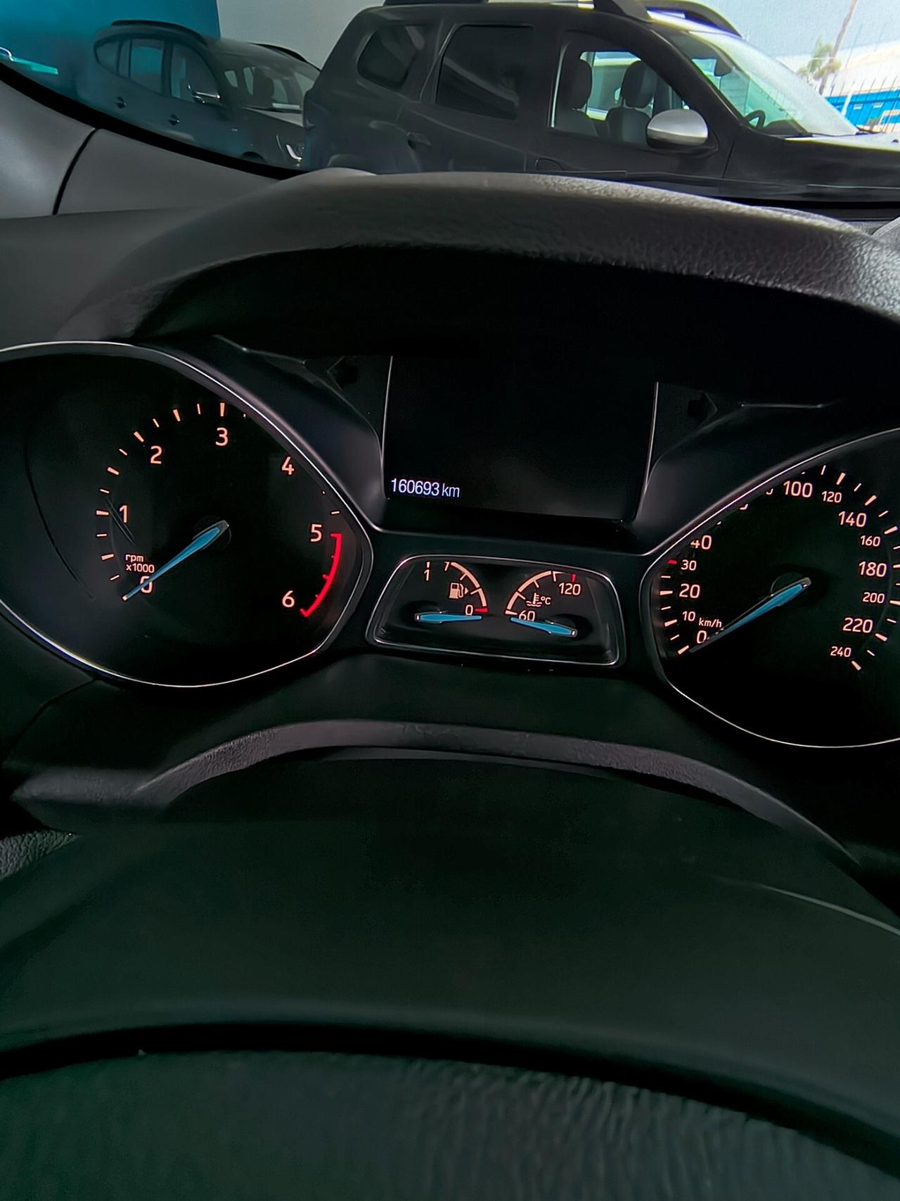 Ford Kuga 2.0 TDCI 150 CV S&S 4WD Powershift ST-Line