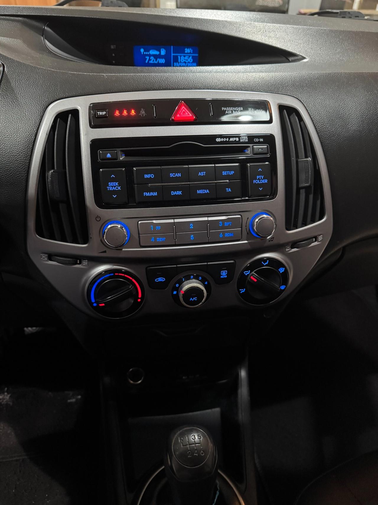 Hyundai i20 1.1 CRDi 12V 5 porte Comfort OK NEOPATENTATI