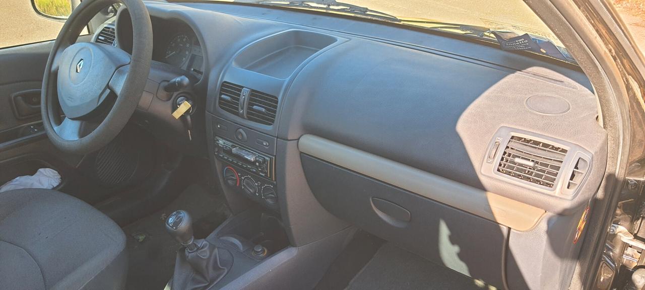 Renault Clio 1.2 5 Porte Km.145.700 Ottime condizioni