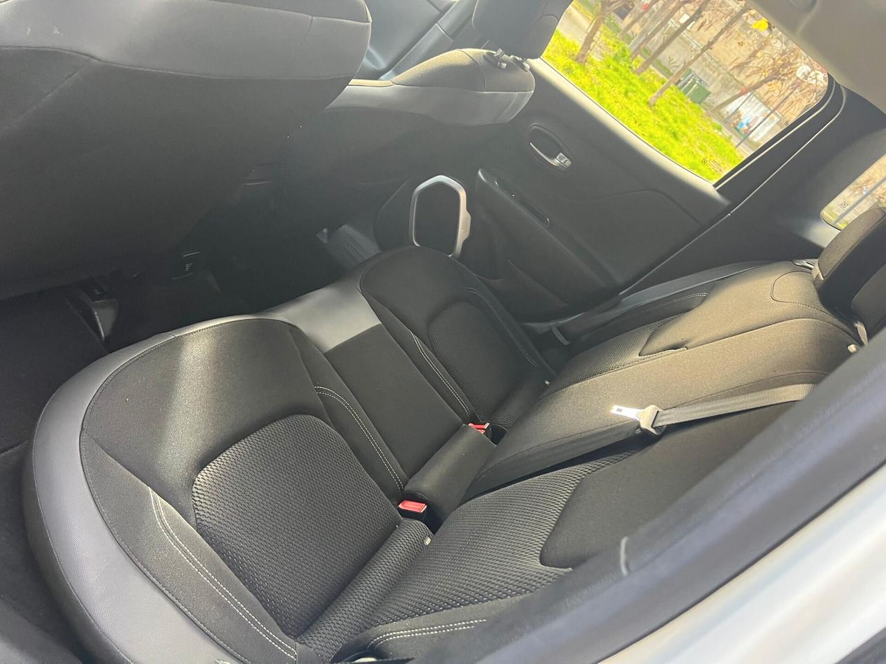 Jeep Renegade 2.0 Mjt 140CV 4X4 NAVI FARI XENO R17