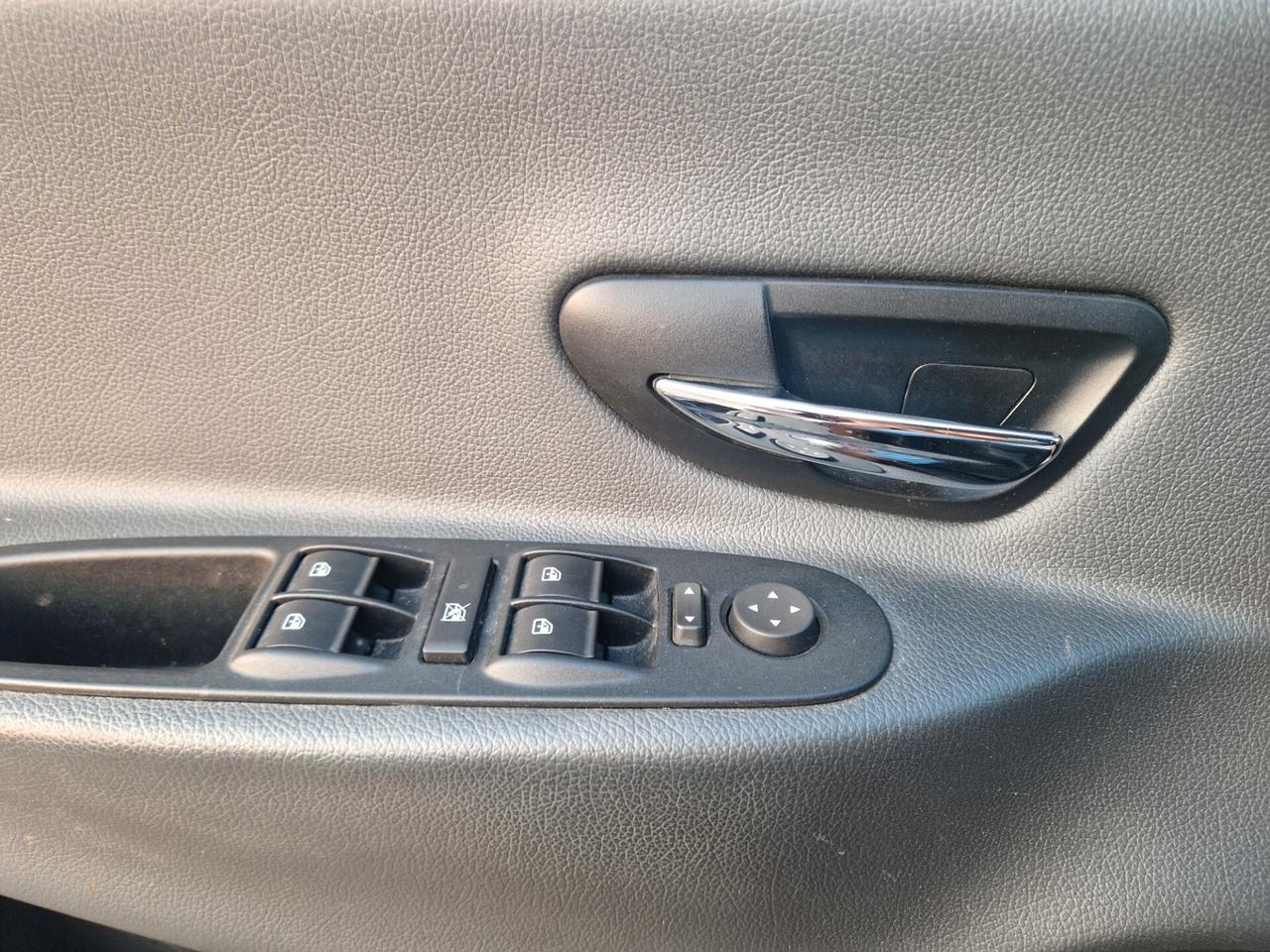 Lancia Ypsilon 1.2 69 Cv - 2011