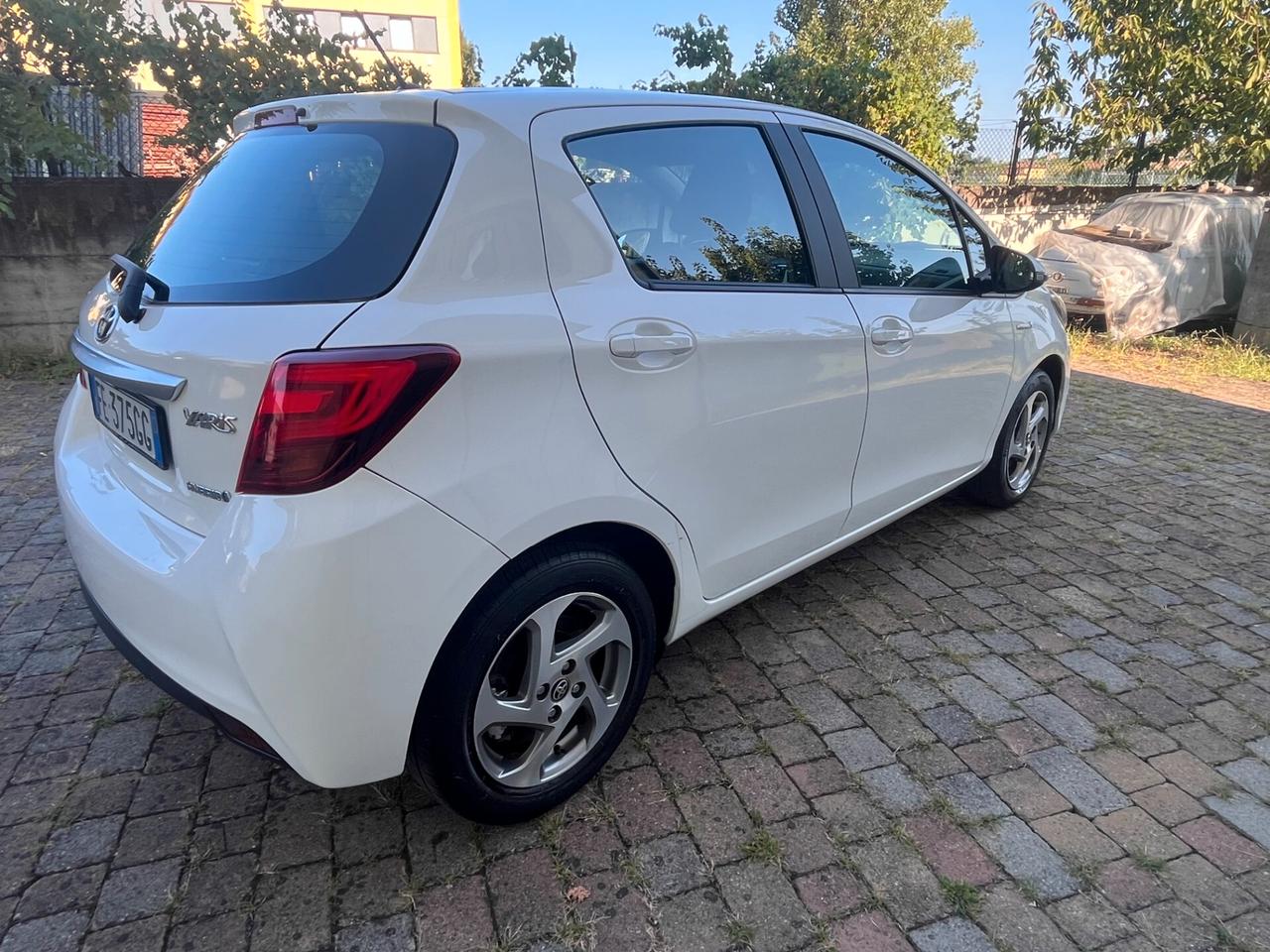 Toyota Yaris 1.5 Hybrid 5 porte AUTOMATICA