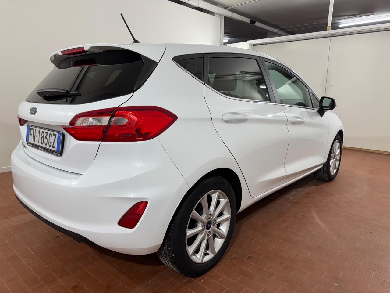 Ford Fiesta 1.0 Ecoboost 100 CV 5 porte Vignale