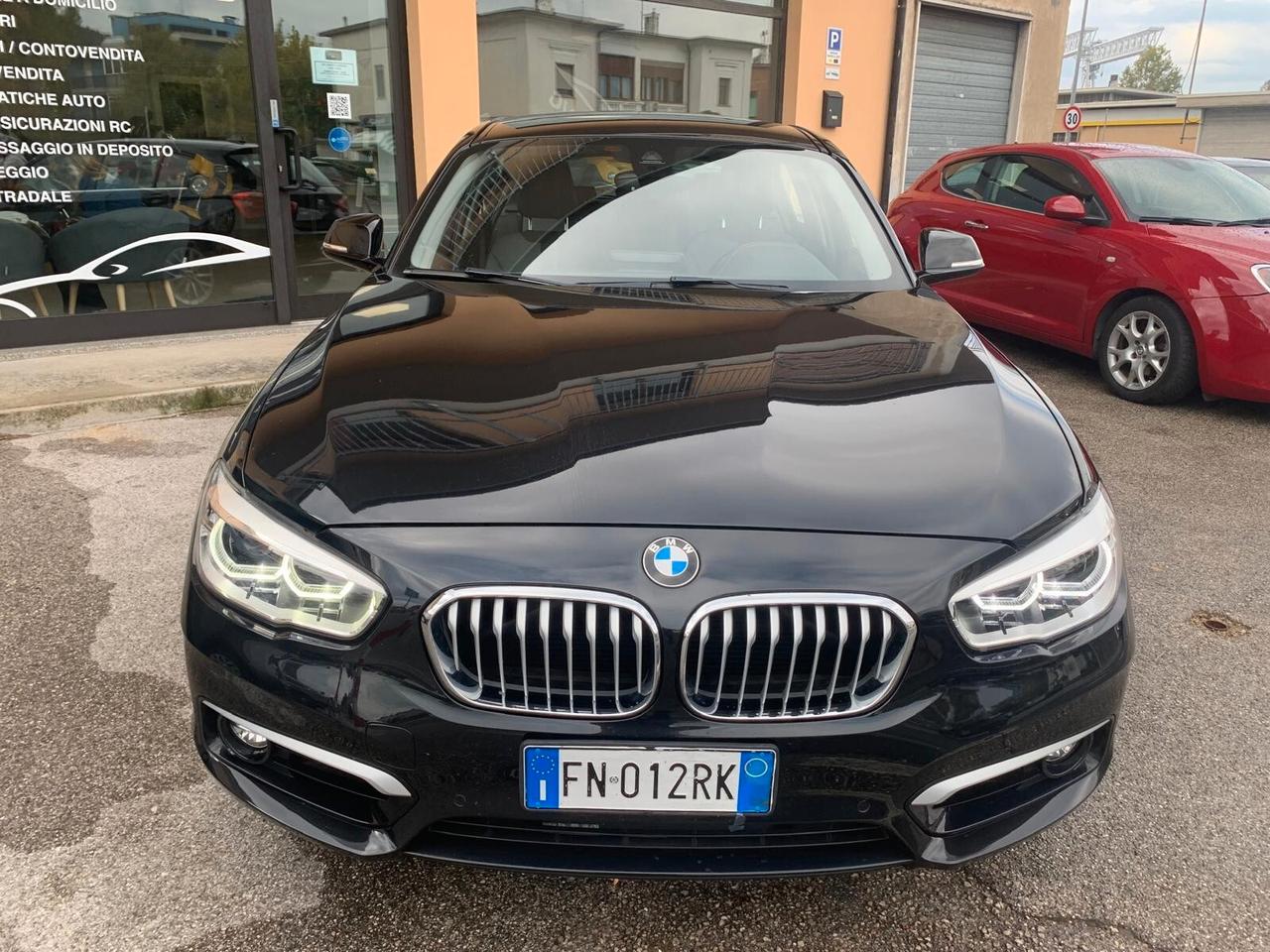 Bmw 118 116d 5p. Urban