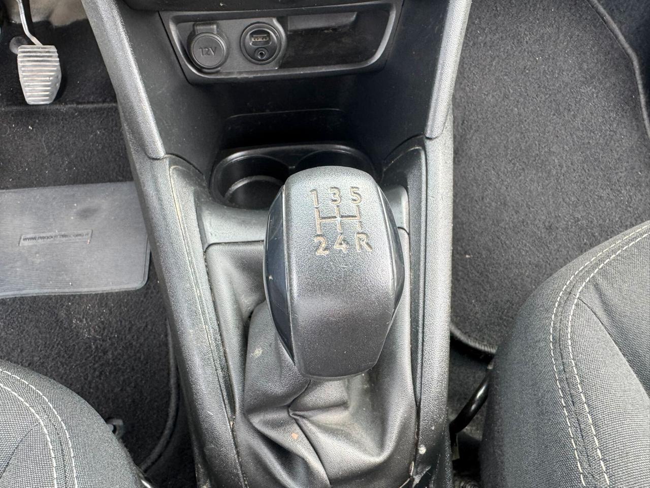Peugeot 208 1.2 GPL 5 PORTE 17 SOLO 127.000 KM