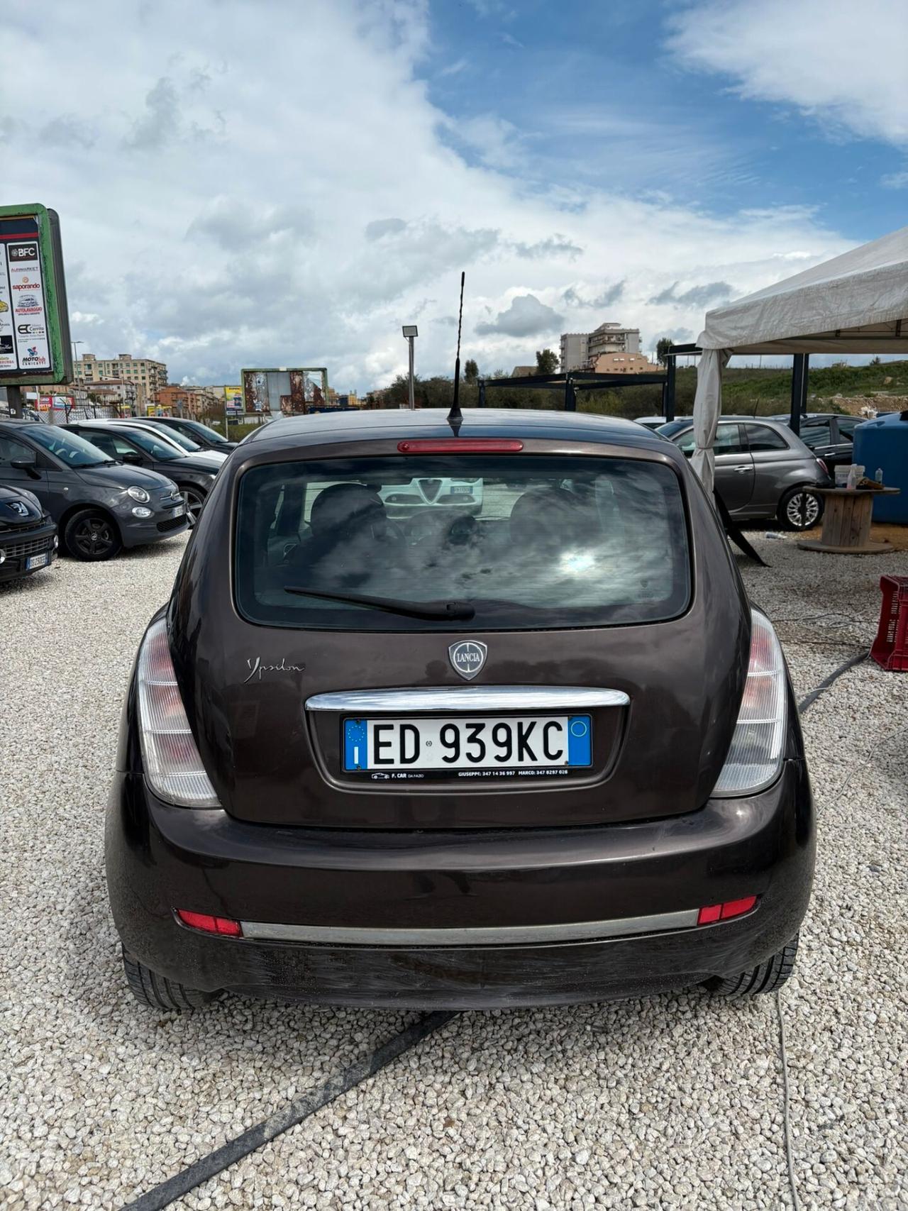 Lancia Ypsilon 1.2 69 CV Platino