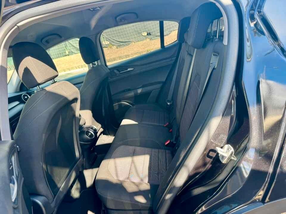 Alfa Romeo Stelvio 2.2 Turbodiesel 190 CV AT8 Q4 Executive
