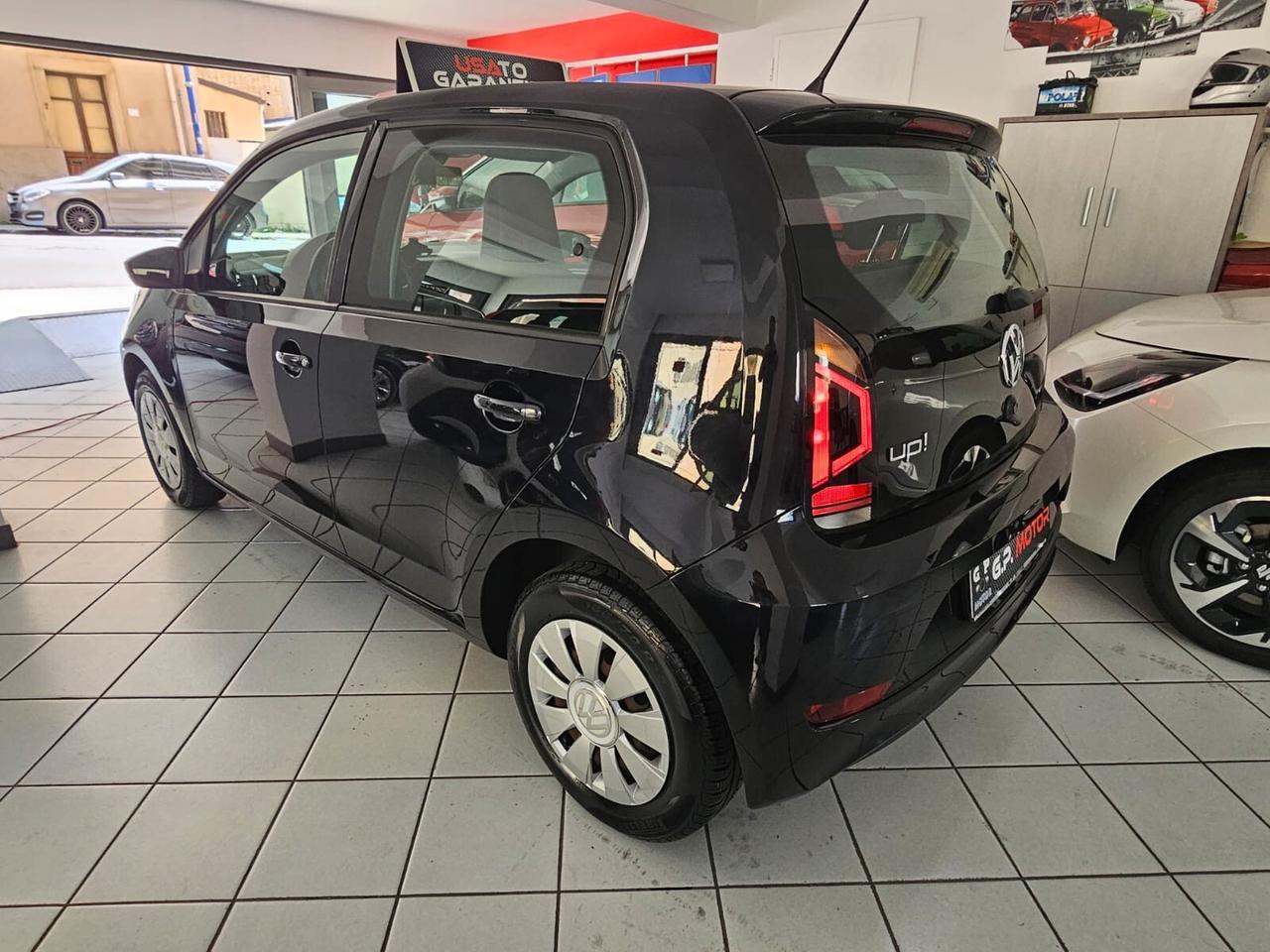 Volkswagen up! 1.0 5p. move up!