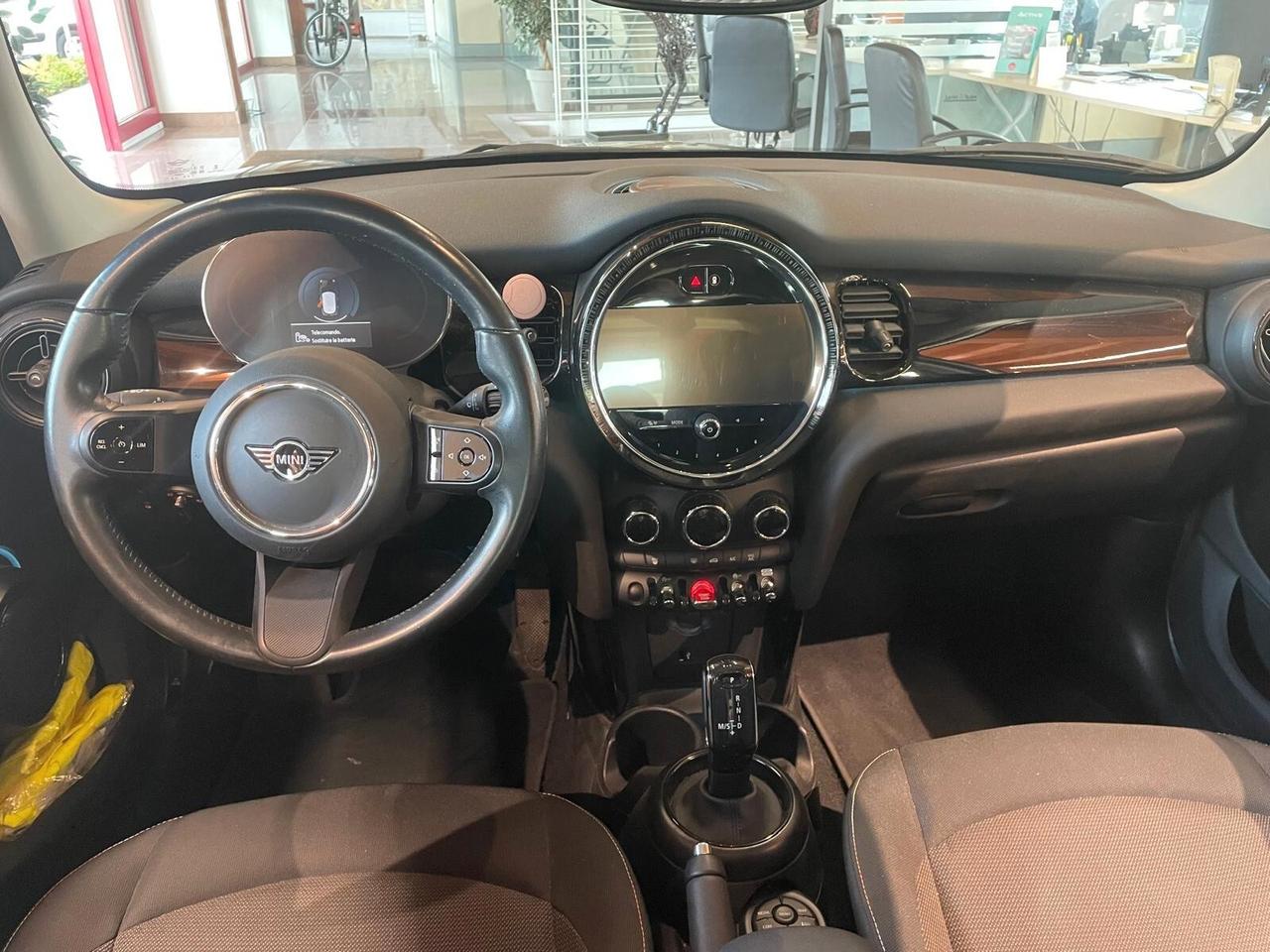Mini 1.5 Cooper SOLO 16.300 KM