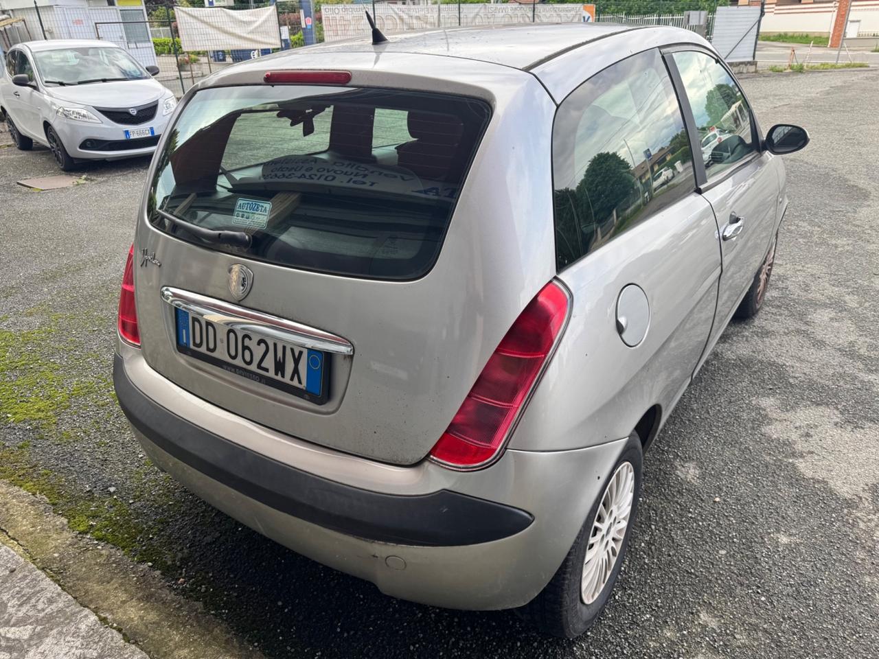 Lancia Ypsilon 1.2 Argento