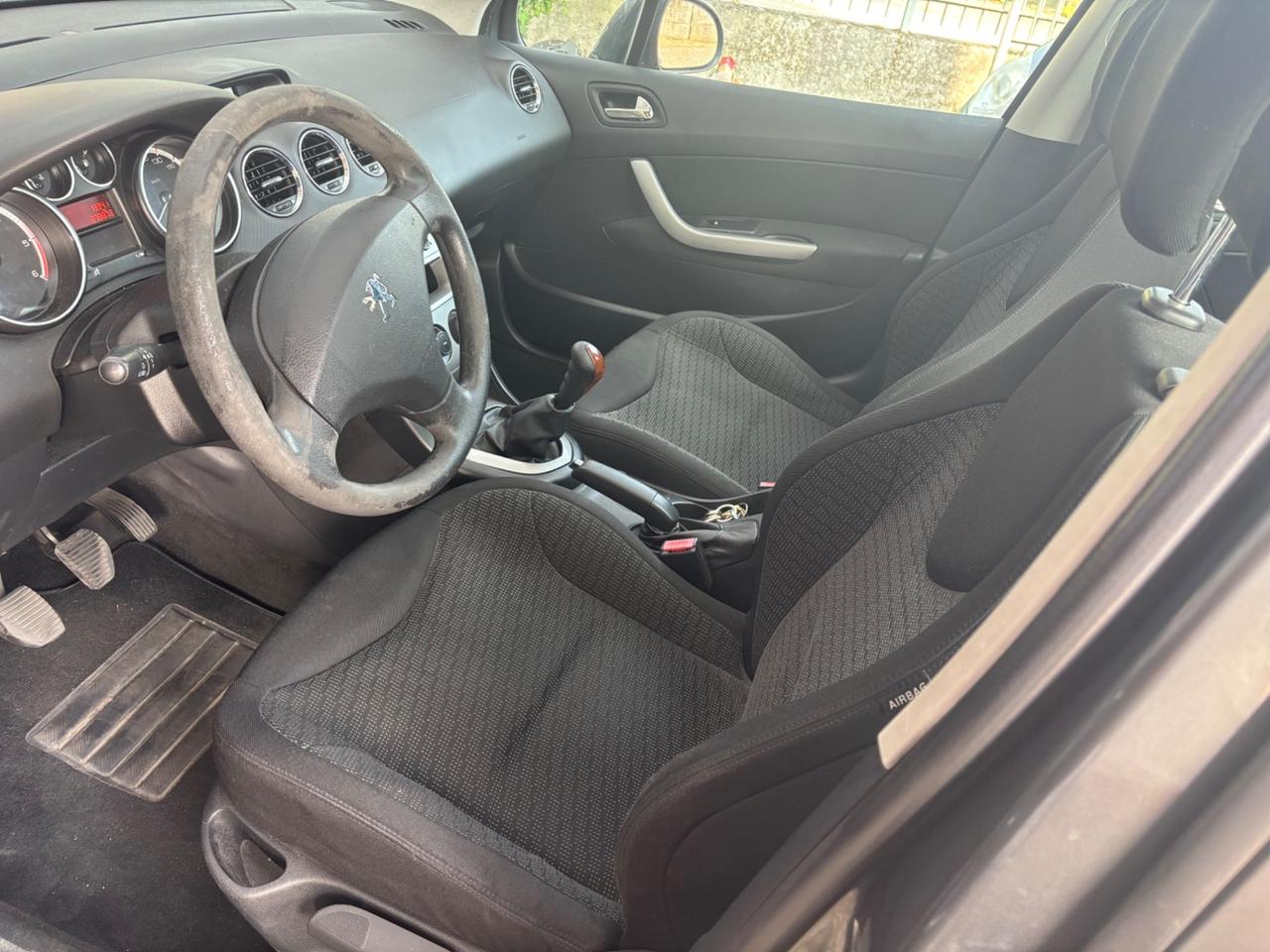 Peugeot 308 1.6 HDi 90CV SW Ciel Premium ok neopatentati