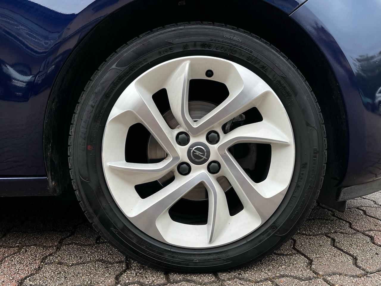 OPEL ADAM 1.2 BEN/GPL SI A NEOPATENTATI