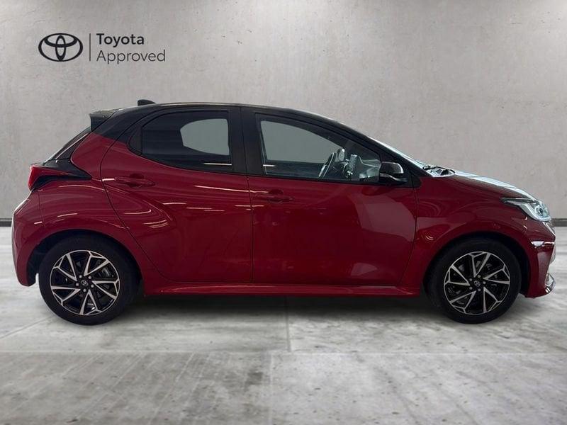Toyota Yaris Hybrid Style MY22