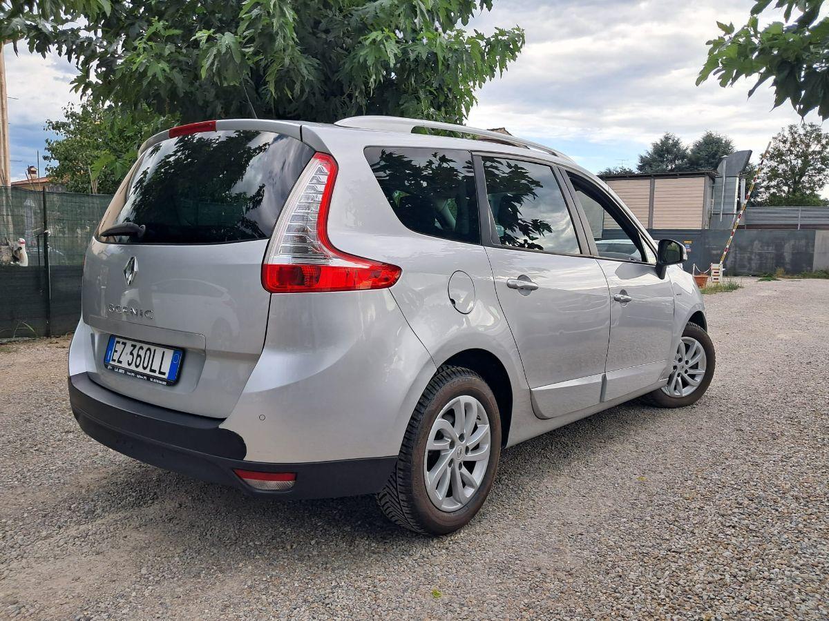 RENAULT - Scénic - 1.5 dCi 110 CV Limited - 7 Posti!